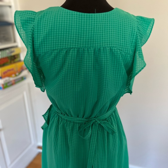 a new day green hi low flutter sleeve dress - Picture 5 of 5